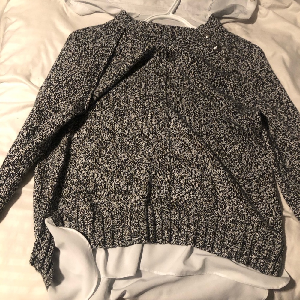 Sweater + collar combo
